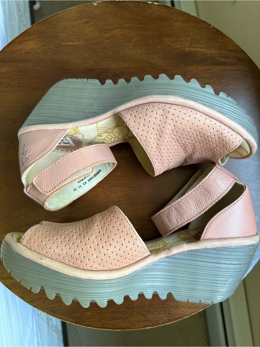 Fly London Yake Perf Leather Platform Wedge Sandals -Rose Pink EU 37/US 6.5-7 - Picture 7 of 11